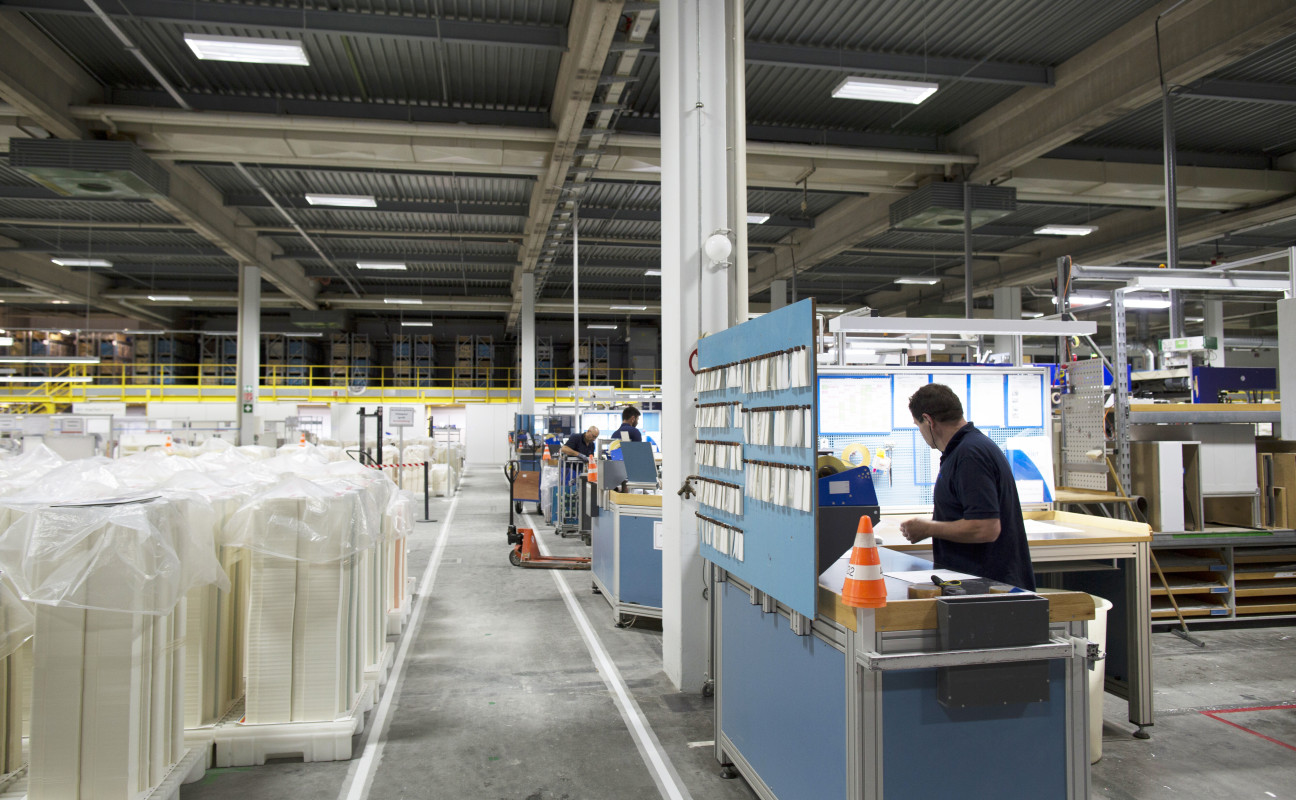 VKS Estampaciones Metálicas · Estampación Metálica Progresiva de Alta Precisión en Belver de Cinca